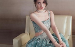 日韩无人区码卡二卡3